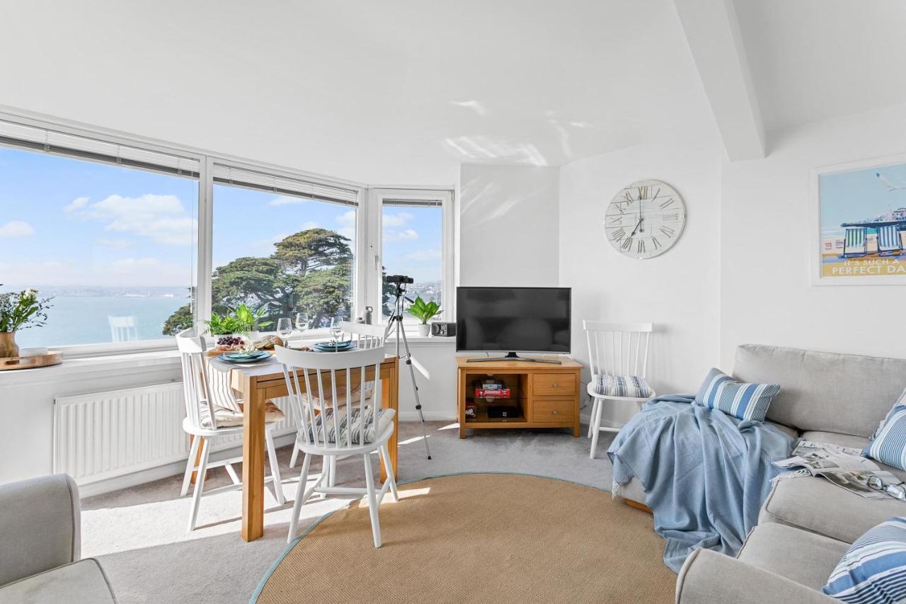 Wellswood Apartment - Sunny Apartment With Stunning Sea Views And Private Balcony Torquay Eksteriør billede